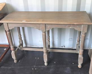 SOFA TABLE