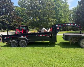 GOOSENECK TRAILER