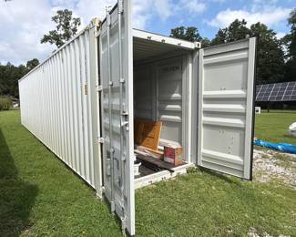 SHIPPING CONTAINER