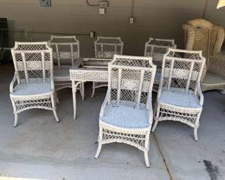 Wicker table with 6 chairs