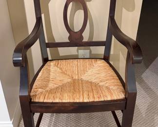 Accent chair 