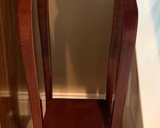 End table, side table 