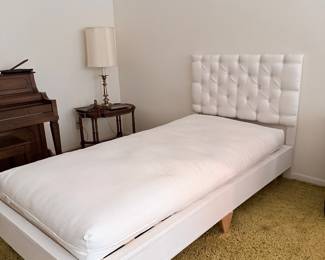 Twin Size Platmorm Bed, 100% Chemical Free, Organic Cotton Mattress and Bedframe from the Futon Shop in CA