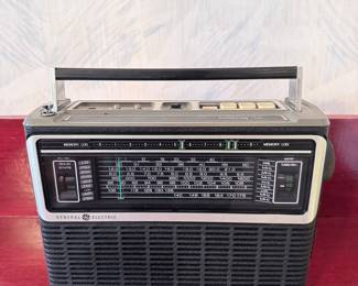 General Electric 7-2971A Monitor 10 Band Portable Radio