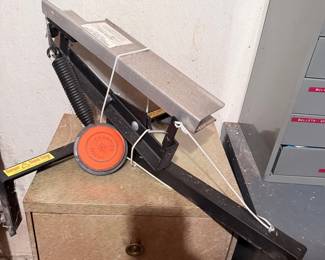 Champion WheelyBird Clay Target Thrower