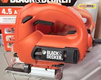 Black & Decker JS500 Variable Speed Jigsaw