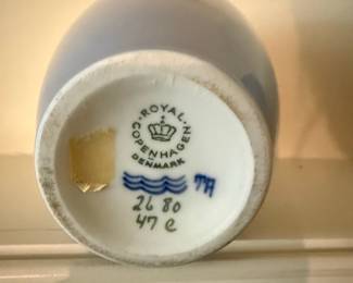 Royal Copenhagen Floral Vase 2680/47e