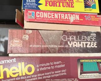Vintage Board Game Collection (Wheel of Fortune 5th Edition, Concentration 16th Edition, Challenge Yahtzee, Othello Tournament Edition)