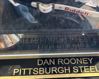 Pittsburgh Steelers Autographed Mini Helmet & Ben Roethlisberger Snow Globe Lot