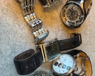 Collection of Assorted Fashion Wristwatches including Fossil and Relic