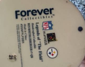 Pittsburgh Steelers Autographed Mini Helmet & Ben Roethlisberger Snow Globe Lot