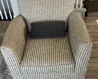 Jonathan Louis Grayson Swivel Chair