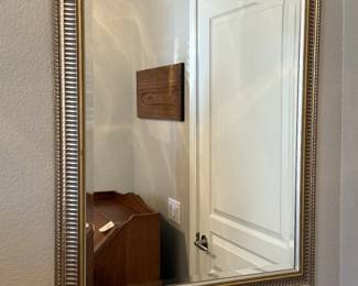 Wall mirror