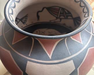Master Traditional Potter, Robert Tenorio