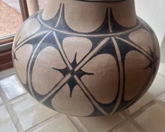 Master Traditional Potter, Robert Tenorio