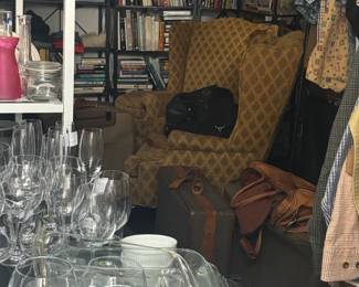2 Matching Wing Chairs