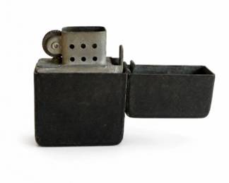120 WWIIUSZippoBlackCrackleWindproofLighter1940s