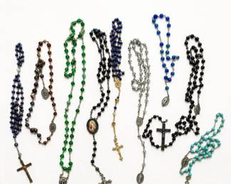 75 VintageRosaryBeadsReligiousCrossMedalJewelryLot