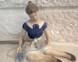 Bing & Grondahl Girl with Cat Figurine #2329