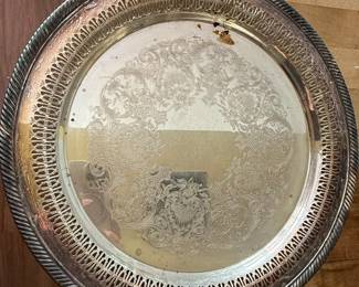 Wm. Rogers Silver-Plated Round Serving Tray with Pierced Gallery and Rope Edge - Model 170