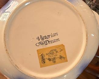 Crownford Giftware Victorian Dream Wash Basin and Pitcher Set