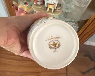 Noritake Bone China Rose Pattern Vase