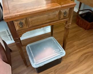 Vintage Singer Sewing Machine Cabinet