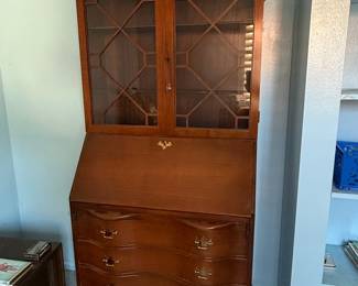Maddox Chippendale Style Mahogany Secretary Desk