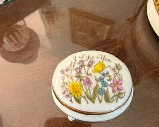 Vintage "I Like You" Porcelain Floral Trinket Box with Butterfly