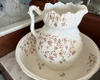 Johnson Bros Royal Semi-Porcelain Wash Basin and Pitcher Set