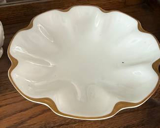 Lenox Sculptured Gold Scalloped Bowl
