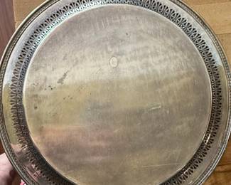 Wm. Rogers Silver-Plated Round Serving Tray with Pierced Gallery and Rope Edge - Model 170