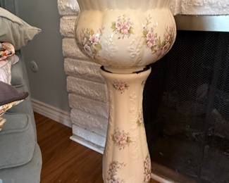 Maryleigh Pottery Staffordshire Pedestal Planter