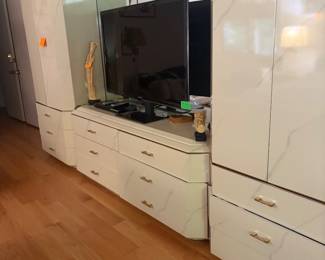 Mcm 3piece Bedroom