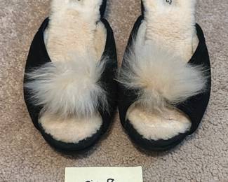 Ugg heeled houseshoes