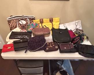 Assortment of handbags, all in excellent shape