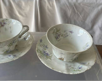 Lot 150: Antique Theo Haviland Limoges Tea Cups and Saucers Violets Pattern