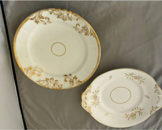 Lot 106: Old Paris French Porcelain Two Early Plates Gold Trim