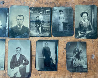 Lot 129: 9 Small Vintage Tintypes Portraits Men, Women, Children, Family