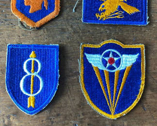 Lot 87: WWII Division Army Patches 98Th Infantry Division Iroquois With Facial Scar Special Patch, Eighth Airborne Infantry Division, Fourth Air Force Shoulder Patch Second Air Force Shoulder Patch