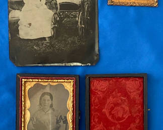 Lot 113: Antique Pictures 2 Tintypes, Daguerrotype
