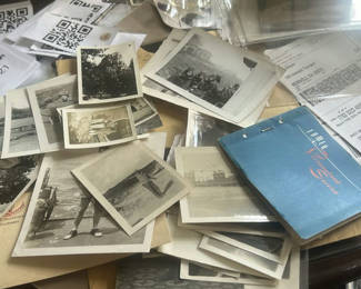 Lot 46: WW2 Photos US Troops Some Gruesome