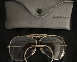 Ray Ban Smith and Wesson shooter's glasses w original case 1970s
