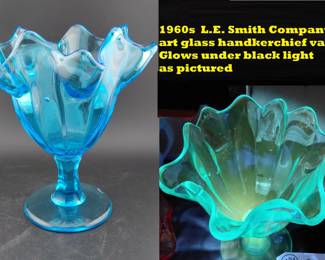 1960s LE Smith art glass handkerchief vase