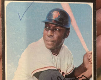Lot 59: 1971 Topps Baseball Card Willie McCovey San Francisco Giants HOF