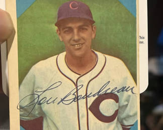 Lot 9: Lou Beaudreaux 1960 Fleers Great Autographed Baseball Card Hall Of Fame