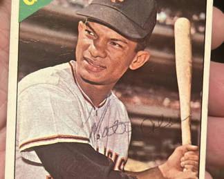 Lot 31: Matty Alou Topps 1966 Autographed Baseball Card Giants COA