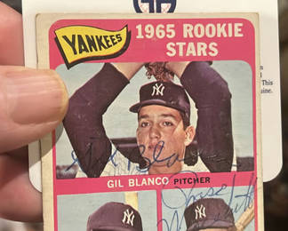 Lot 21: 1965 Young Yankee Rookie Cards Autographed COA