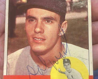 Lot 42: Dal Maxvill 1963 Autographed Topps Baseball Card Cardinals Coa