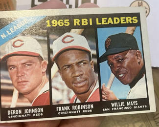 Lot 65: 1965 NL RBI Leaders Tops Baseball Card Willie Mays Frank Robinson